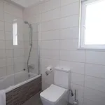 Villa Miramar, Luxury And New 5bdr With Pool Protaras