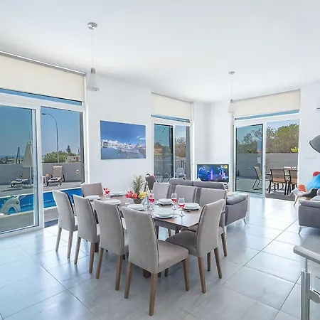 Villa Miramar, Luxury And New 5bdr With Pool And Stunning Sea Views Protaras