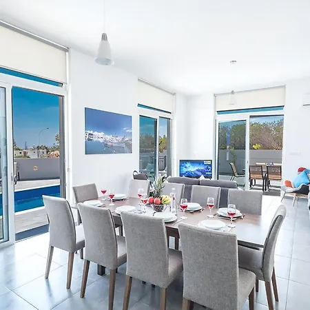 Miramar, Luxury And New 5bdr With Pool And Stunning Sea Views Villa Protaras