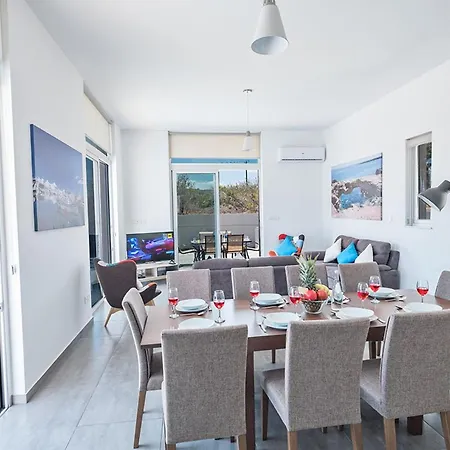 Villa Miramar, Luxury And New 5bdr With Pool *