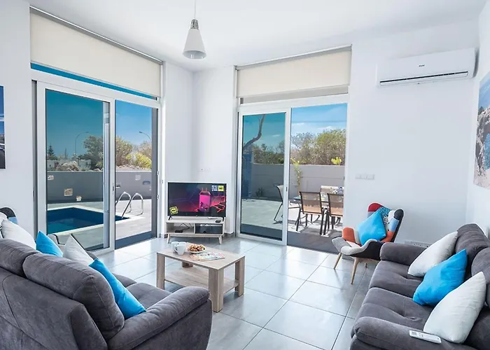 Miramar, Luxury And New 5bdr With Pool *